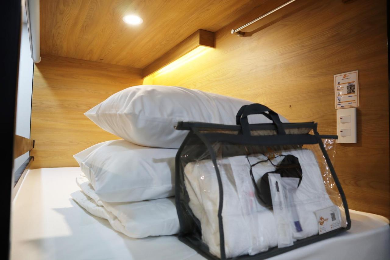 Amango Hostel Хошимин Экстерьер фото