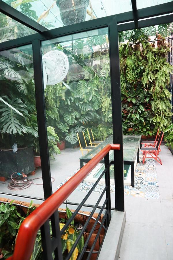 Amango Hostel Хошимин Экстерьер фото