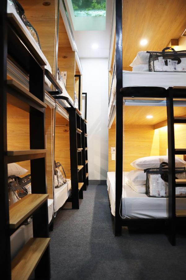 Amango Hostel Хошимин Экстерьер фото